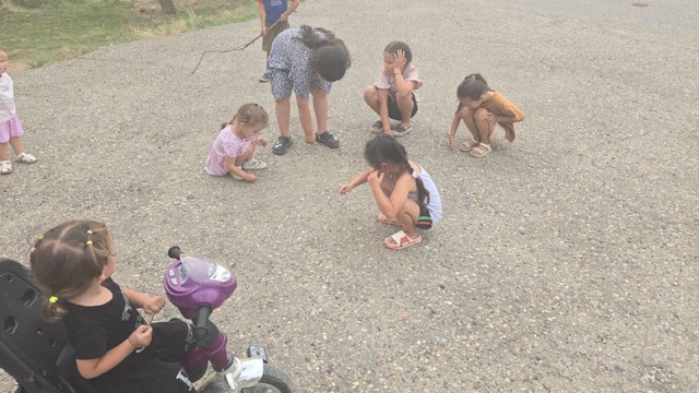 Конкурс рисунков на асфальте